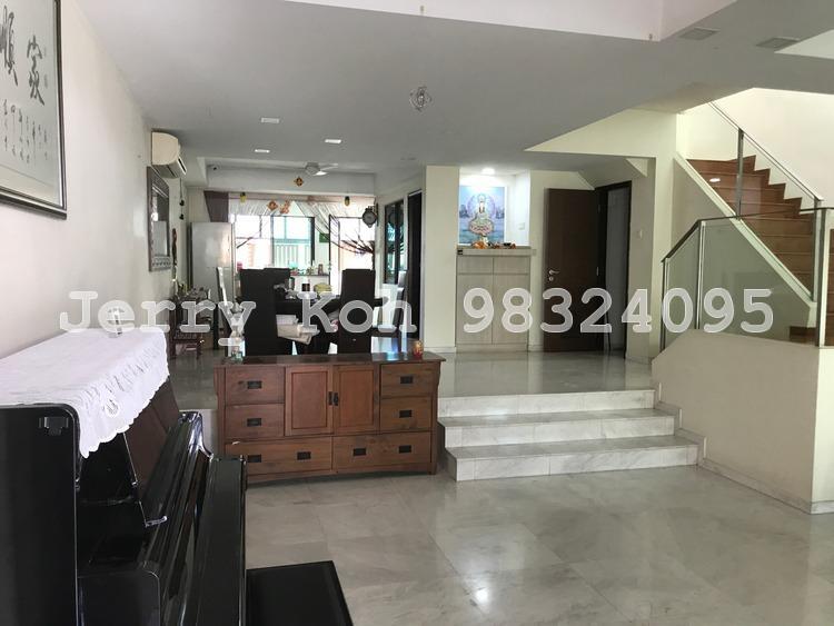Jalan Arif (D19), Terrace #158295682